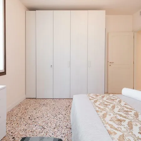 Cera Remer * Venetië